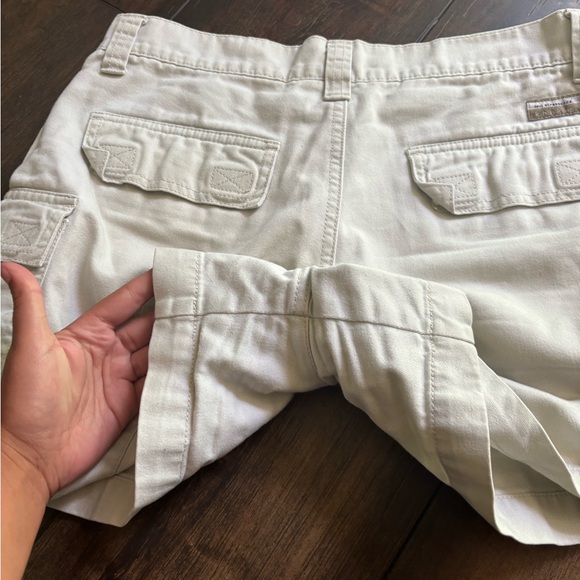 Vintage Levi Strauss Co khaki cargo shorts 100% cotton 3” inseam size 7 - Picture 4 of 5